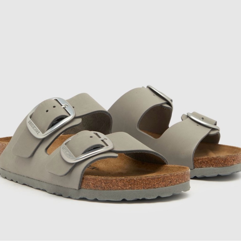 BIRKENSTOCK
Arizona Big Buckle in Light Grey new without tag